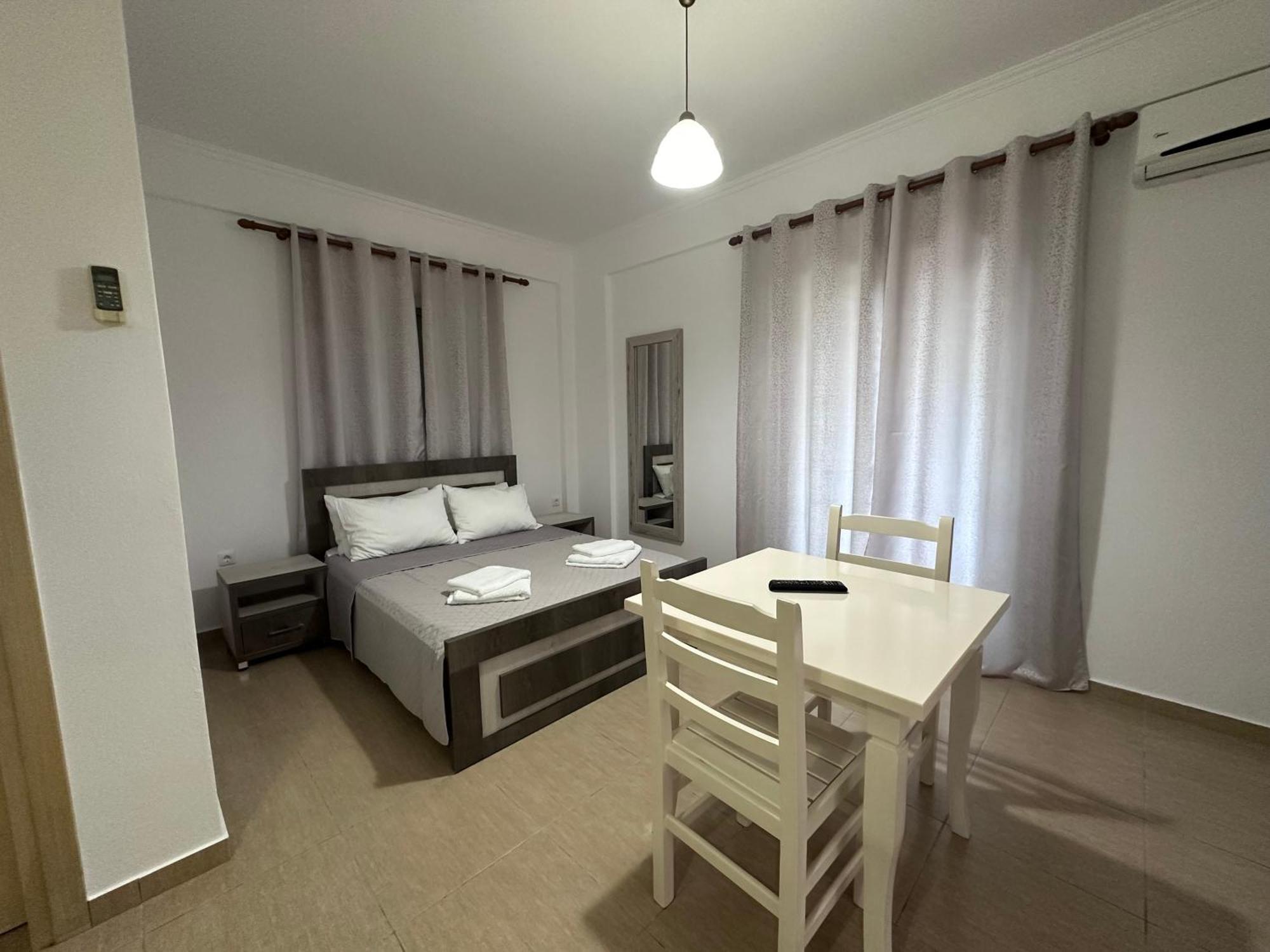 Vila Melina Himarë Exterior foto